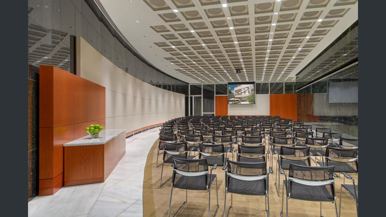wells fargo houston offices